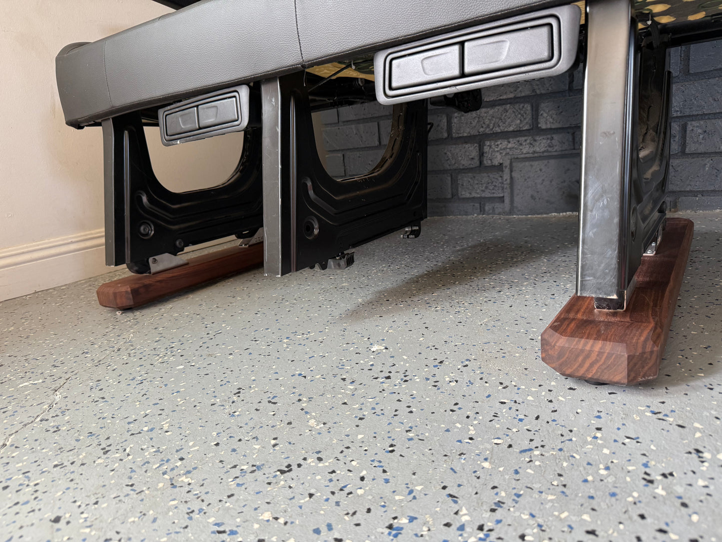 Sprinter Seat Stand Set