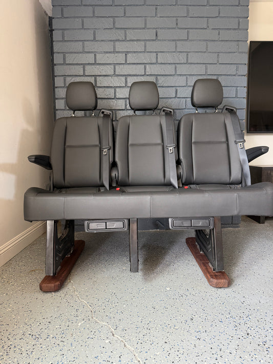 Sprinter Seat Stand Set